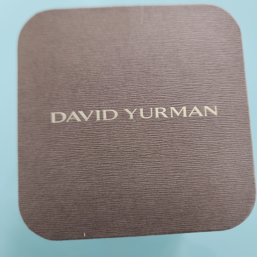David Yurman Sterling Silver Diamonds Heart Necklace, preloved - Picture 9 of 9
